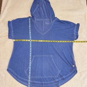 💙 Lane Bryant LIVI Hooded Short Sleeve Top – Women’s 18/20 – Blue Athleisure Te